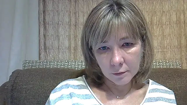 Snapshot of EllaJohnsonX chatting on December 29, 2024, 3:57 pm EllaJohnsonX online show from December 29, 2024, 3:57 pm