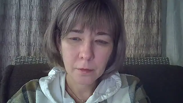 Snapshot of EllaJohnsonX chatting on January 5, 2025, 7:17 pm EllaJohnsonX online show from January 5, 2025, 7:17 pm