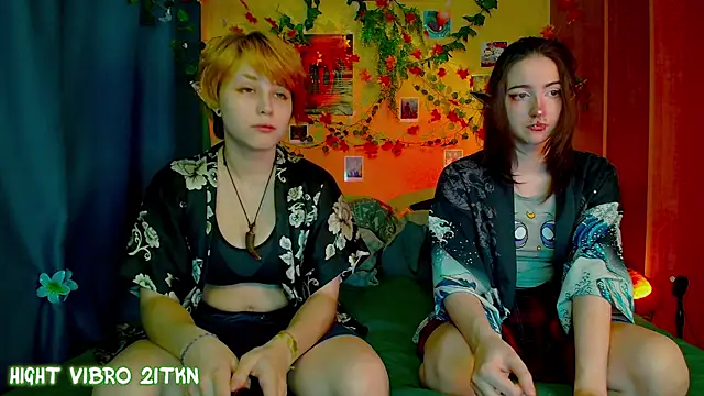 TrickyKitsune online show from October 2, 2025, 1:07 pm