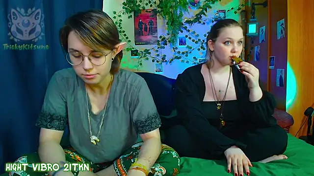 TrickyKitsune online show from May 2, 2026, 3:50 pm