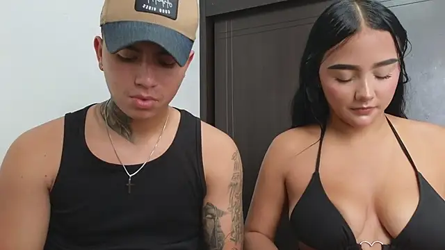 Snapshot of Thiago_x_Sahara chatting on March 12, 2025, 12:26 pm Thiago x Sahara online show from March 12, 2025, 12:26 pm