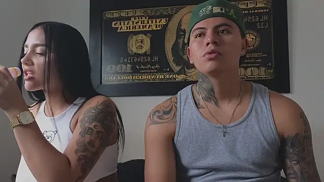 Snapshot of Thiago_x_Sahara chatting on September 10, 2025, 2:06 pm Thiago x Sahara online show from September 10, 2025, 2:06 pm