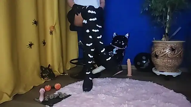 Jennifer Braun online show from October 24, 2025, 5:53 pm