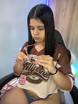 pretty angela1 online show from May 2, 2026, 3:17 pm
