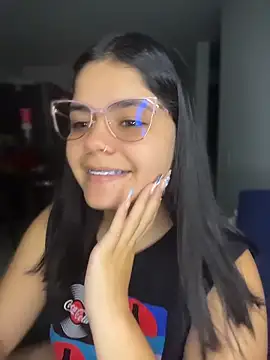 pretty angela1 online show from May 17, 2026, 12:52 am