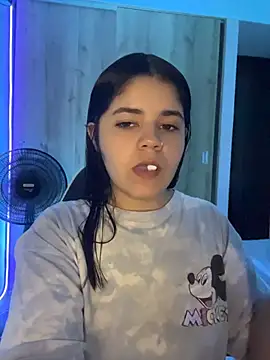 pretty angela1 online show from July 31, 2026, 11:26 pm