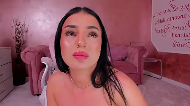 evanew  online show from February 11, 2025, 10:18 pm