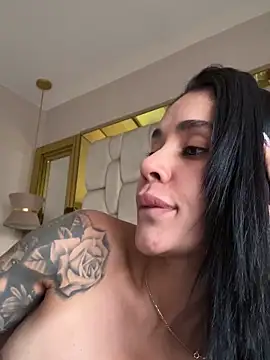 Snapshot of Karol_Towers chatting on January 15, 2025, 9:51 pm Karol Towers online show from January 15, 2025, 9:51 pm