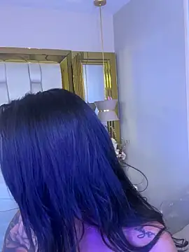 Snapshot of Karol_Towers chatting on February 13, 2025, 11:04 pm Karol Towers online show from February 13, 2025, 11:04 pm