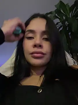 Snapshot of Karol_Towers chatting on March 11, 2025, 3:48 am Karol Towers online show from March 11, 2025, 3:48 am