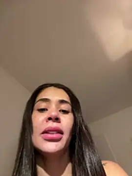 Snapshot of Karol_Towers chatting on January 16, 2026, 8:51 am Karol Towers online show from January 16, 2026, 8:51 am