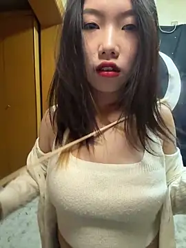 Snapshot of berberson chatting on February 28, 2025, 1:58 pm berberson online show from February 28, 2025, 1:58 pm