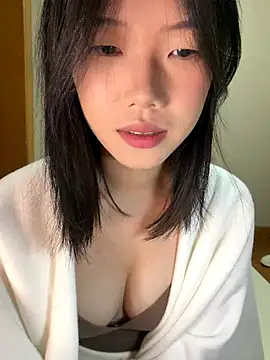 Snapshot of berberson chatting on November 10, 2025, 9:52 am berberson online show from November 10, 2025, 9:52 am