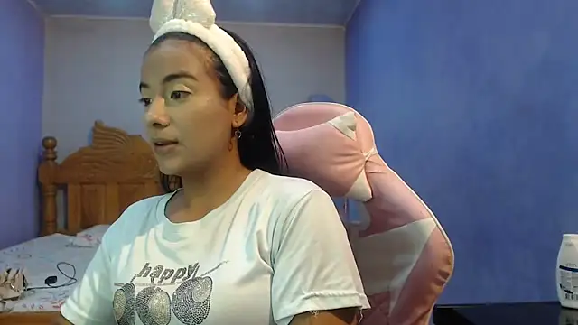 Snapshot of Coral0403 chatting on March 7, 2026, 4:26 pm Coral0403 online show from March 7, 2026, 4:26 pm