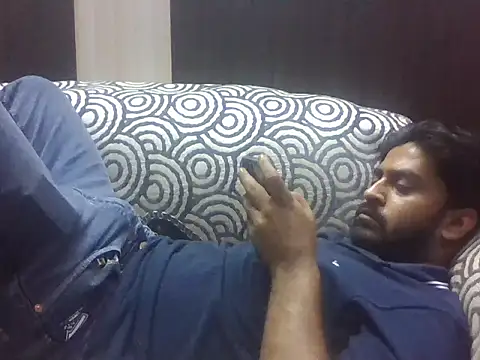 Snapshot of indihotguy chatting on October 15, 2025, 2:39 pm indihotguy online show from October 15, 2025, 2:39 pm