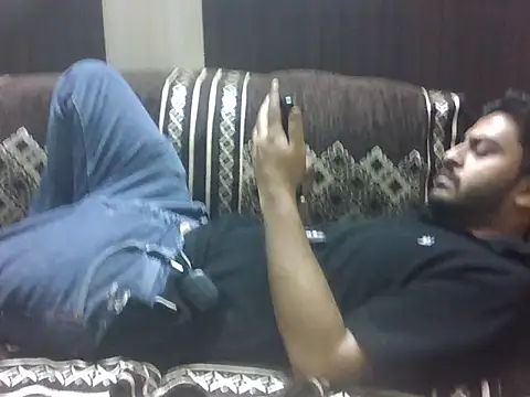 indihotguy online show from April 2, 2026, 7:06 am