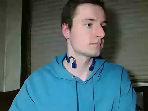 Snapshot of feelingverynaughty chatting on March 17, 2026, 1:54 am feelingverynaughty online show from March 17, 2026, 1:54 am