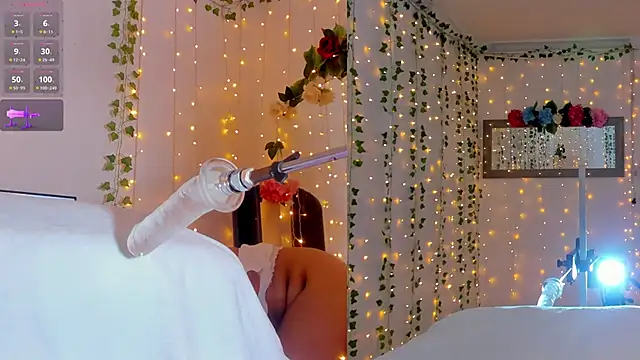 Snapshot of Maria_Jones_ chatting on January 21, 2025, 1:39 am Maria Jones online show from January 21, 2025, 1:39 am