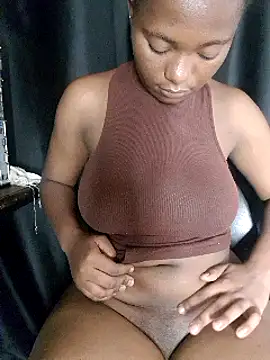 Snapshot of Queen-BD chatting on March 2, 2025, 10:59 pm Queen-BD online show from March 2, 2025, 10:59 pm