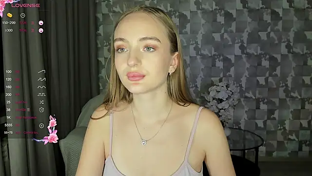 Snapshot of A_delina chatting on February 8, 2025, 9:36 pm A delina online show from February 8, 2025, 9:36 pm