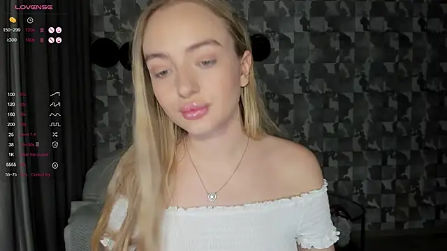 Snapshot of A_delina chatting on November 1, 2025, 1:57 pm A delina online show from November 1, 2025, 1:57 pm