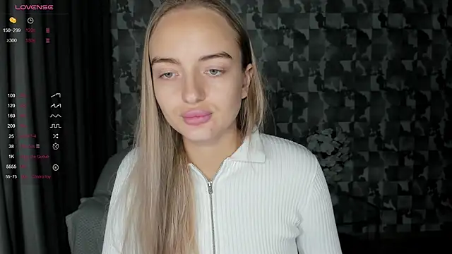 Snapshot of A_delina chatting on November 28, 2025, 2:42 pm A delina online show from November 28, 2025, 2:42 pm