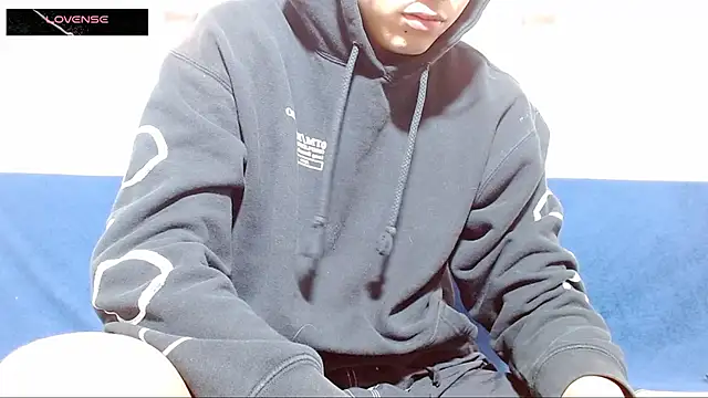 Snapshot of Br4ndxpimm chatting on November 12, 2025, 5:13 pm Br4ndxpimm online show from November 12, 2025, 5:13 pm