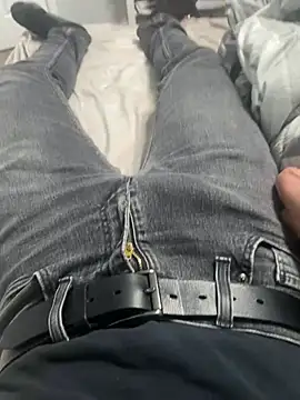 Snapshot of MrLatinKing chatting on January 15, 2025, 11:40 pm MrLatinKing online show from January 15, 2025, 11:40 pm