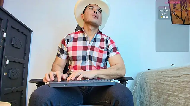 Snapshot of Andrewstelle_coleman chatting on June 1, 2026, 7:59 pm Andrewstelle coleman online show from June 1, 2026, 7:59 pm