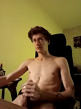 Snapshot of HalloMarcy chatting on September 14, 2025, 9:14 pm HalloMarcy online show from September 14, 2025, 9:14 pm