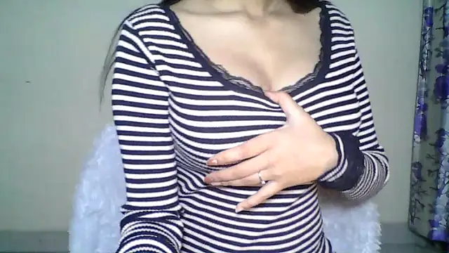 Snapshot of Naughty_Nayra chatting on November 16, 2025, 4:01 pm Naughty Nayra online show from November 16, 2025, 4:01 pm