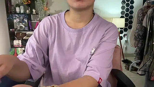 roseofvenom online show from February 12, 2026, 6:36 pm