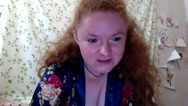 Snapshot of Rae_Jeannie chatting on June 9, 2026, 7:31 am Rae Jeannie online show from June 9, 2026, 7:31 am