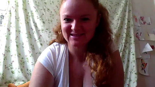 Snapshot of Rae_Jeannie chatting on July 23, 2026, 7:06 am Rae Jeannie online show from July 23, 2026, 7:06 am
