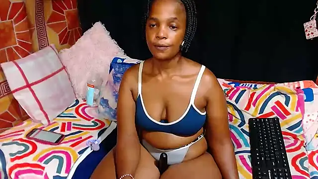 Thickbootykim online show from May 30, 2026, 7:33 pm