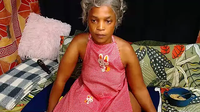 Thickbootykim online show from July 7, 2026, 10:25 pm