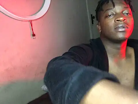 Snapshot of Redfucks333 chatting on January 11, 2025, 11:13 pm Redfucks333 online show from January 11, 2025, 11:13 pm