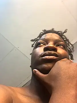 Snapshot of Redfucks333 chatting on October 5, 2025, 7:12 pm Redfucks333 online show from October 5, 2025, 7:12 pm