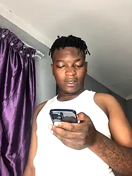 Snapshot of Redfucks333 chatting on October 21, 2025, 12:55 am Redfucks333 online show from October 21, 2025, 12:55 am