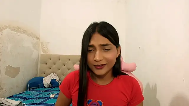 Snapshot of Miss_noah18 chatting on May 8, 2026, 7:30 pm Miss noah18 online show from May 8, 2026, 7:30 pm