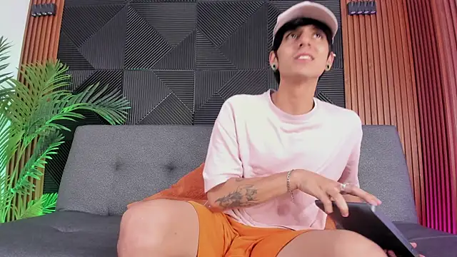 saul novak online show from January 8, 2025, 8:29 pm