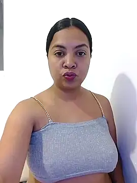 Snapshot of Brendabluee chatting on March 7, 2025, 1:53 am Brendabluee online show from March 7, 2025, 1:53 am