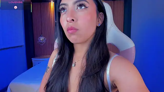 Camila dupont online show from September 20, 2025, 3:51 am