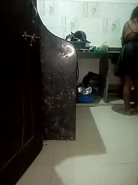 Snapshot of vibhawet chatting on February 21, 2025, 5:24 am vibhawet online show from February 21, 2025, 5:24 am