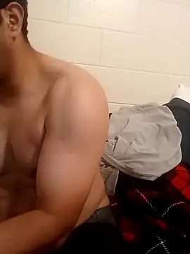 k1oudE online show from February 15, 2026, 3:47 am