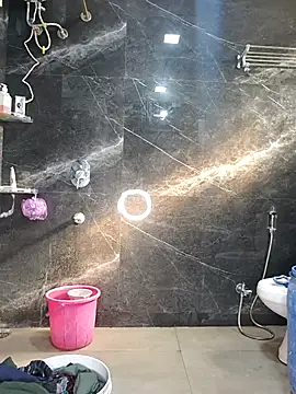 cutieAnkita online show from November 18, 2025, 9:14 am