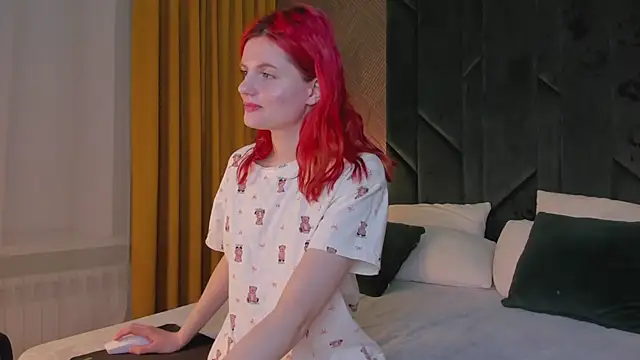 CharlotteMitchell online show from February 5, 2026, 9:25 am