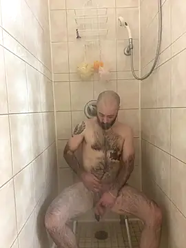 Snapshot of Faded-Solo chatting on November 9, 2025, 11:36 pm Faded-Solo online show from November 9, 2025, 11:36 pm