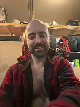 Faded-Solo online show from June 17, 2026, 1:52 am