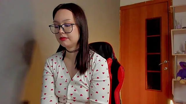 Snapshot of kittenrisha chatting on January 16, 2025, 2:30 pm kittenrisha online show from January 16, 2025, 2:30 pm